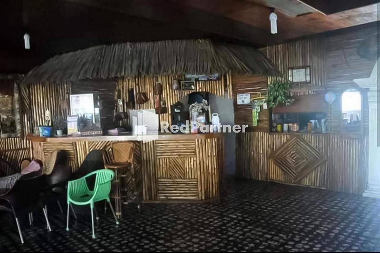 Bernard Guest House & Resto Redpartner Ambarita Εξωτερικό φωτογραφία